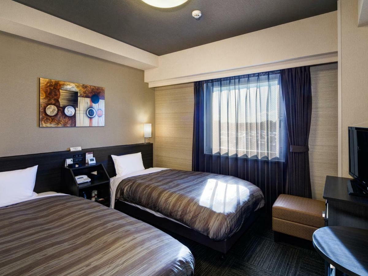 Hotel Route-Inn Kashiwa Minami -Kokudo 16Gouzoi- Kültér fotó